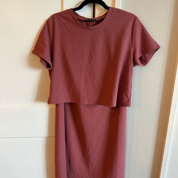 NWOT SHEIN LUNE Solid Tee & Straight Skirt size L in Red Rose - Picture 2 of 10